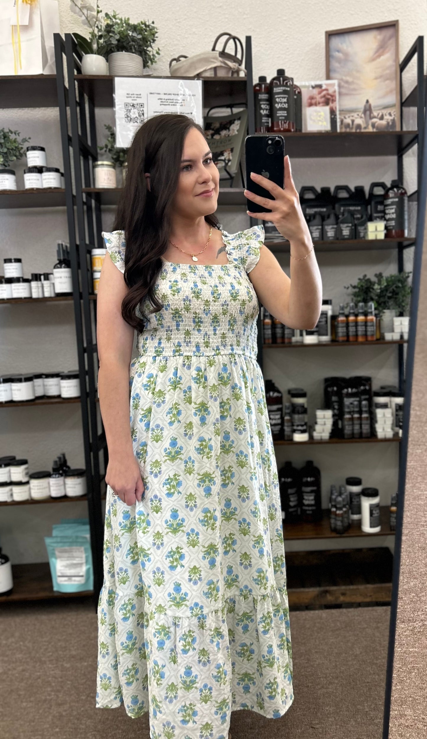 Floral Tile Pattern Sleeveless Midi Dress