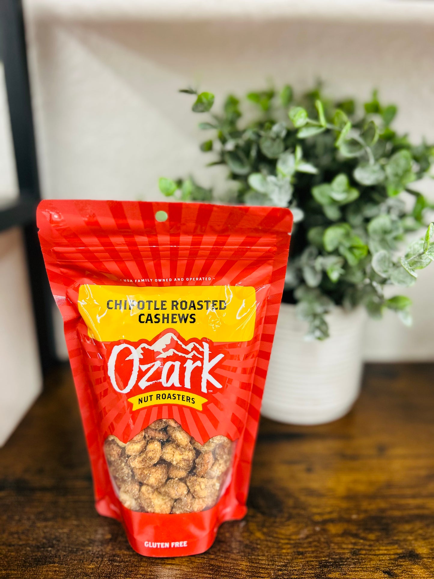 Chipotle Roasted Cashews-227g