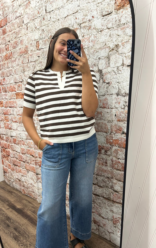Utility Pocket Cropped Wide Leg Denim Pants