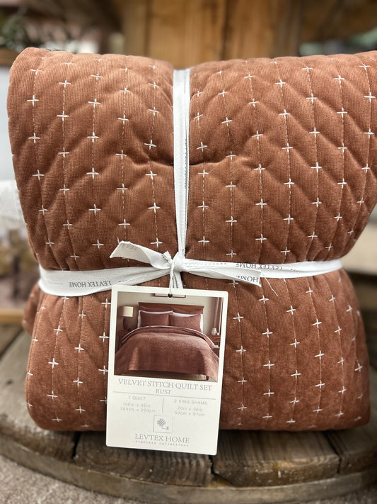 Rust Velvet Stitch Quilt Set - King (Includes Quilt & 2 King Shams)