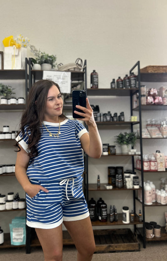 Contrast Trim Top & Shorts Set