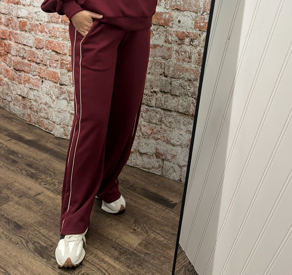 Piping Detail Wide Leg Pants - Burgundy
